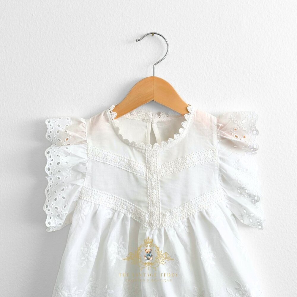 NWT Pretty Girls Blouse Lovely Floral Eyelet Lace Embroidery Bohemian White 2T - Picture 3 of 5